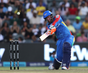 Super Giants thump JSK on route to final