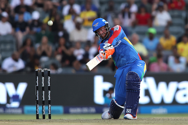 Super Giants thump JSK on route to final